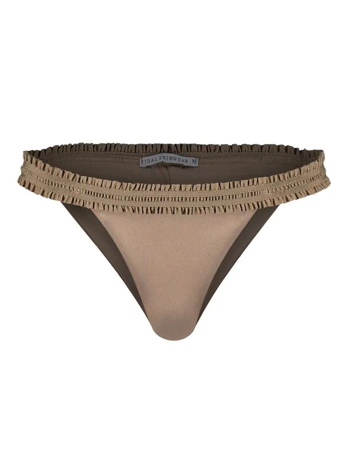 Maddie – Toffee Front
